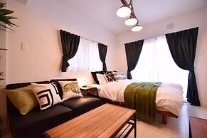 SHIGUWA ONNA Mishuku Onna 1F