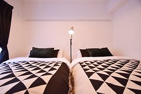 SHIGUWA ONNA Mishuku Onna 1F