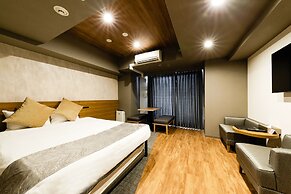 TAKUTO HOTEL Shinsaibashi