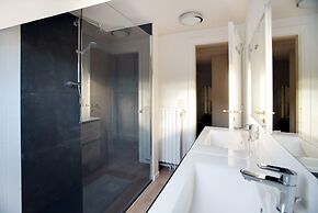 Luxury Pool Villa in Sosoye