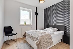 Holiday Home Near the Beach With Garden