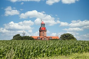 Holiday Home Near the Beach With Garden