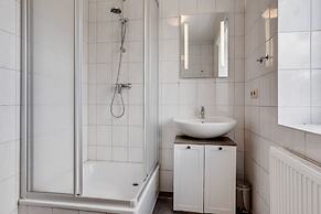 Holiday Home Near the Beach With Garden