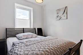 Holiday Home Near the Beach With Garden