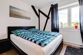 Holiday Home Near the Beach With Garden