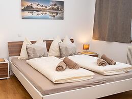 Holiday Flat With National Park