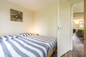 Breskens Haven: Relax, Explore & Dine