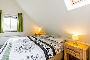 Breskens Haven: Relax, Explore & Dine