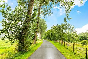 Breskens Haven: Relax, Explore & Dine