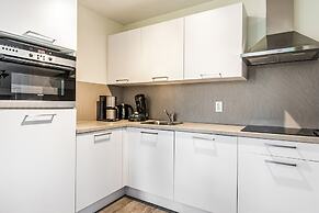 Breskens Haven: Relax, Explore & Dine