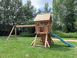 Breskens Haven: Relax, Explore & Dine