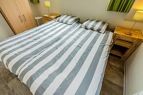 Breskens Haven: Relax, Explore & Dine