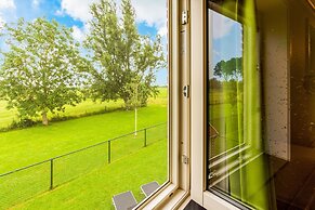 Breskens Haven: Relax, Explore & Dine