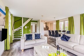 Breskens Haven: Relax, Explore & Dine