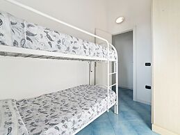 Quaint Apartment in Policastro Bussentino near Sea