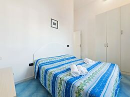 Quaint Apartment in Policastro Bussentino near Sea