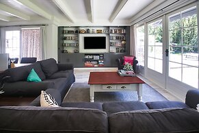 Villa in Drents-friese Forest With Pool