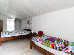 Lake View Apartment in Klein Pravtshagen near Seabeach with Garden