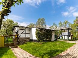 Lake View Apartment in Klein Pravtshagen near Seabeach with Garden