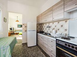 Seaside Holiday Home With Balcony
