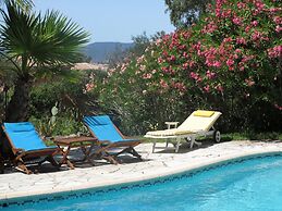 Frejus Villa With Private Pool & Beach