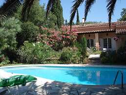 Frejus Villa With Private Pool & Beach
