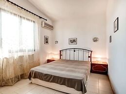 Holiday Villa With sea View in Paralia Avlidas