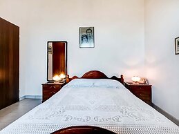 Holiday Villa With sea View in Paralia Avlidas