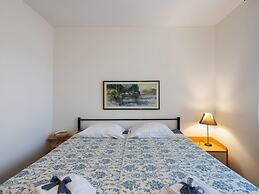 Homely Apartment in Genova With Sea Nearby