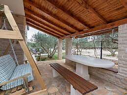 Homely Apartment in Genova With Sea Nearby