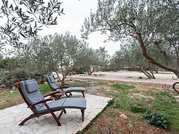 Homely Apartment in Genova With Sea Nearby