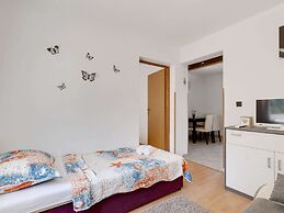 Simplistic Holiday Home in Jasenice Rovanjska near Sea