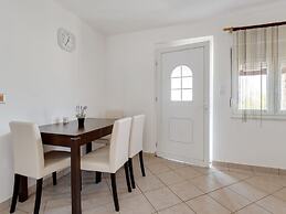 Simplistic Holiday Home in Jasenice Rovanjska near Sea