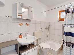 Simplistic Holiday Home in Jasenice Rovanjska near Sea