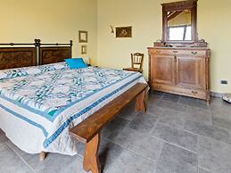 Belvilla by OYO Secluded Apartment With Balcony