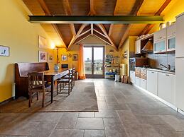 Belvilla by OYO Secluded Apartment With Balcony