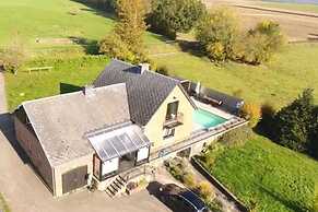 Luxurious Villa in Durbuy With Swimming Pool