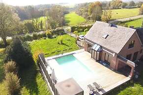 Luxurious Villa in Durbuy With Swimming Pool