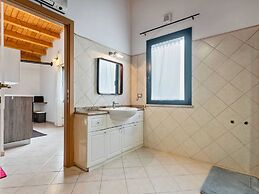 Belvilla by OYO Villa Manca