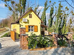 Rustic Holiday Home in Donja Stubica With Terrace