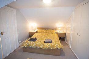 Sandgate 2-bed Apartment in Ayr Central Location