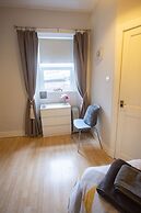 Sandgate 2-bed Apartment in Ayr Central Location