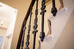 Sandgate 2-bed Apartment in Ayr Central Location