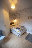 Sandgate 2-bed Apartment in Ayr Central Location