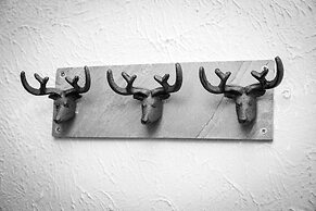 Sandgate 2-bed Apartment in Ayr Central Location