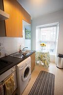 Sandgate 2-bed Apartment in Ayr Central Location