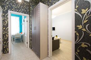 Lux Apartments on Ovchinnikovskaya emb.