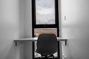 Elegant 2br@footscray Station