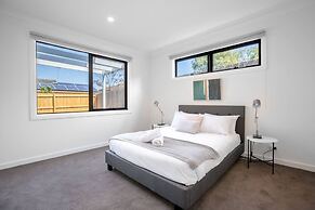 WoW Factor!luxe 4BR Townhouse@glen Waverley