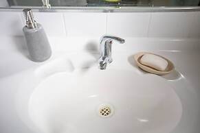 Sweethome2br@highton+parking